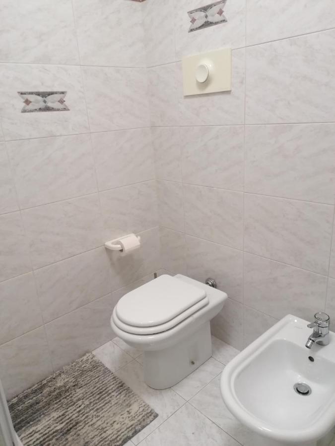 Casa Gisela Apartment Десенцано дел Гарда Екстериор снимка